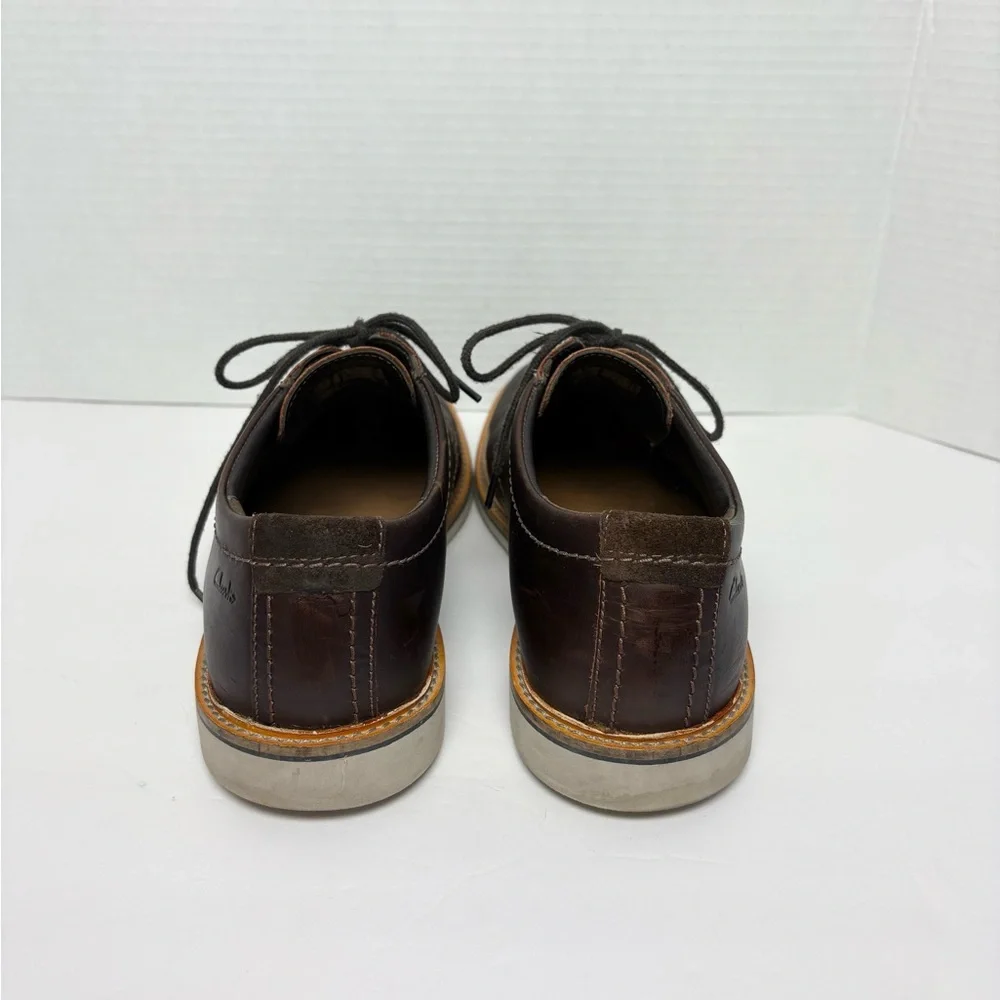 Clarks Atticus Lt‎ Lace Up Oxford Shoes Brown Dress Shoes Office Preppy Mens 8.5
